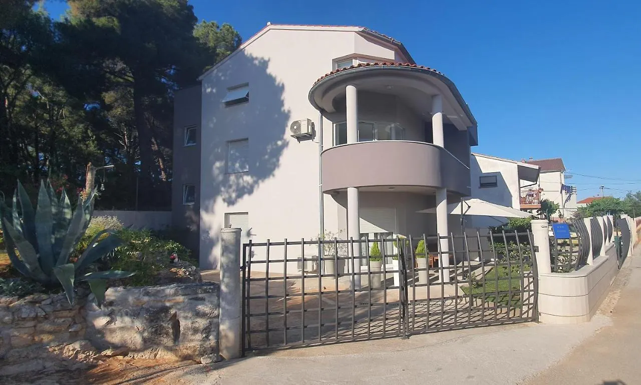 Apartman Tika Pula Croatia